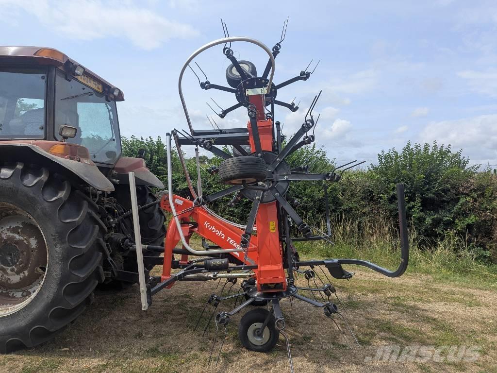 Kubota TE 6576 Příslušenství strojů na seno a píci