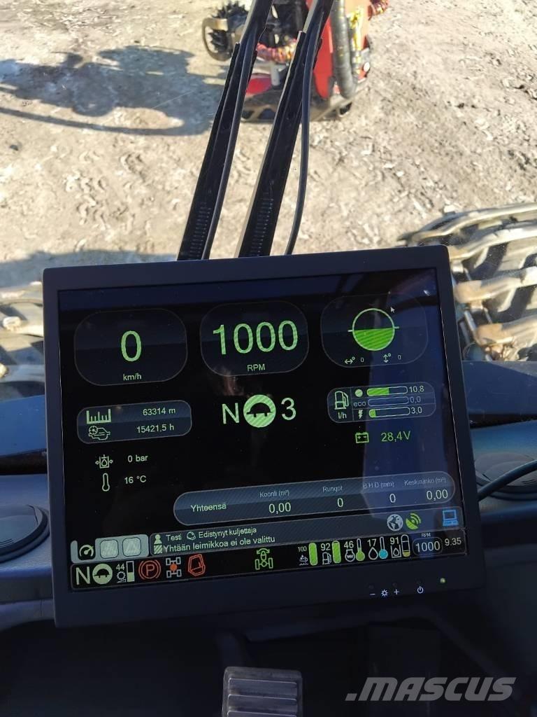 Komatsu 901XC Harvestory
