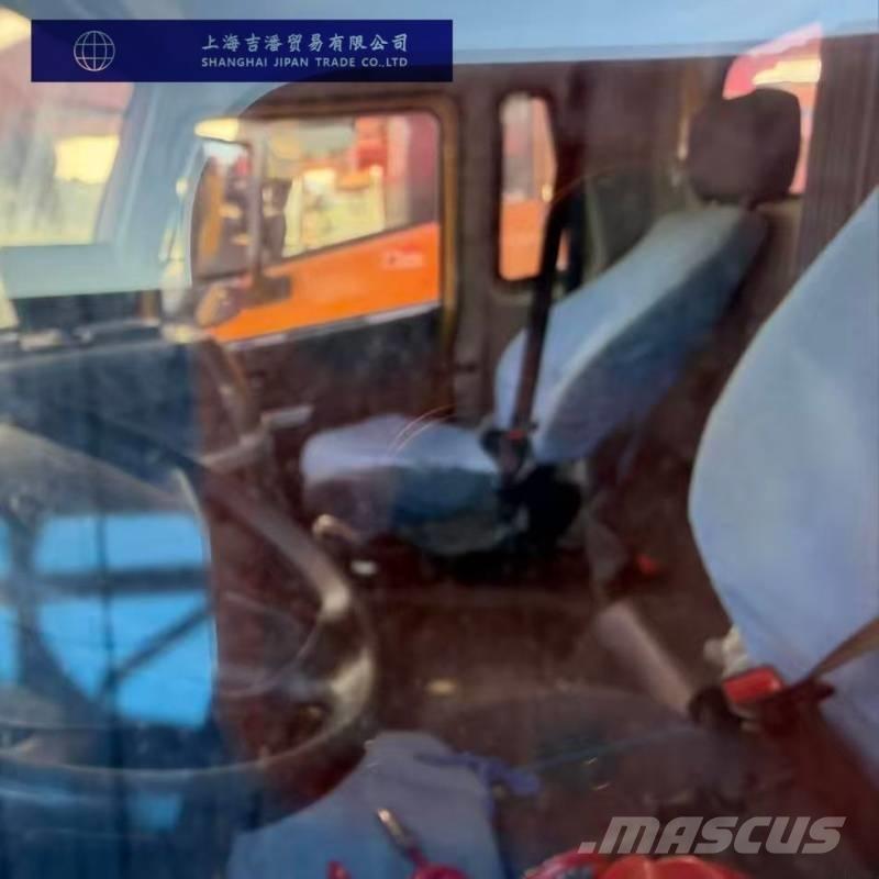 Sany STC500E Univerzální terénní jeřáby