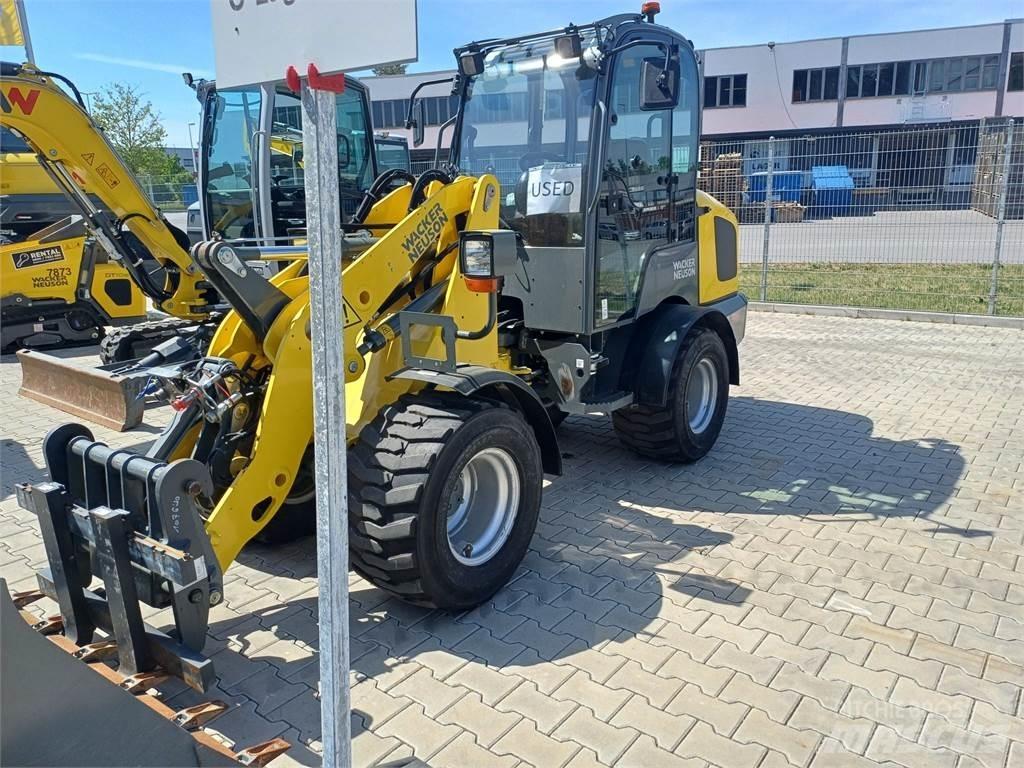 Wacker Neuson WL32 Kolové nakladače