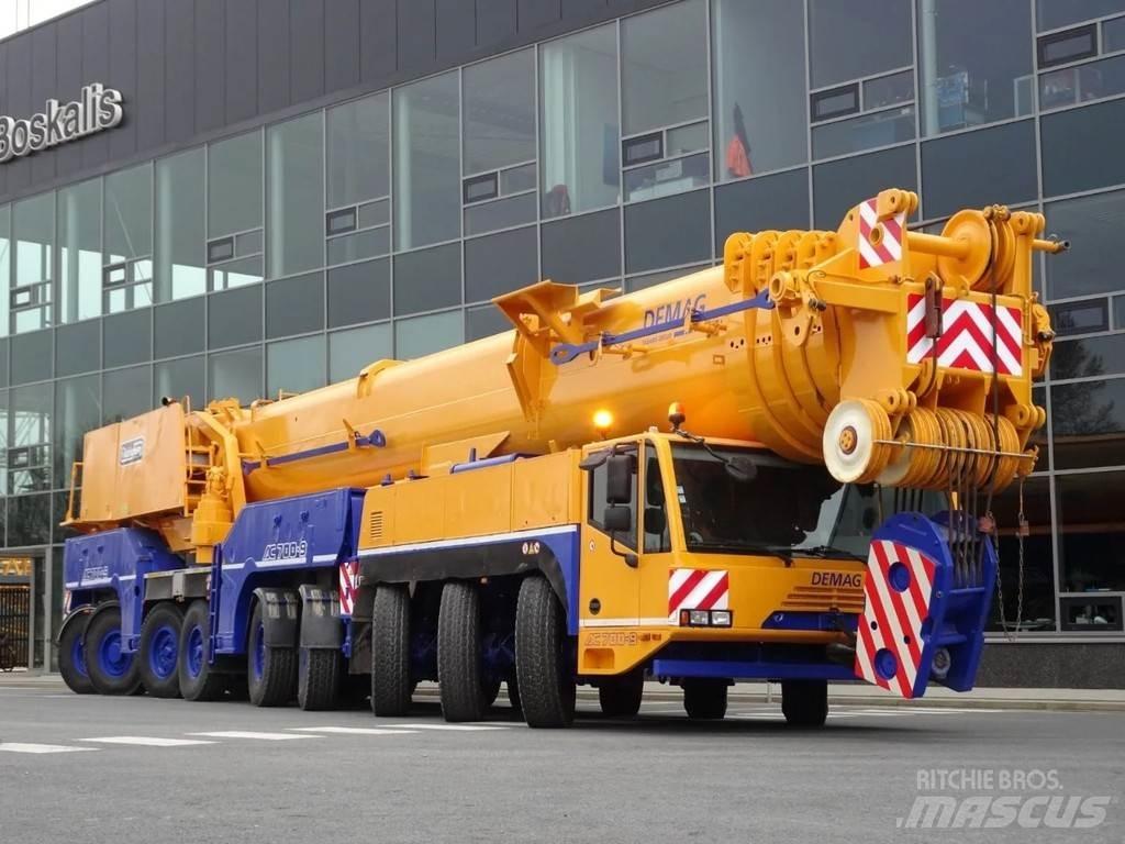 Terex Demag AC 700 Univerzální terénní jeřáby