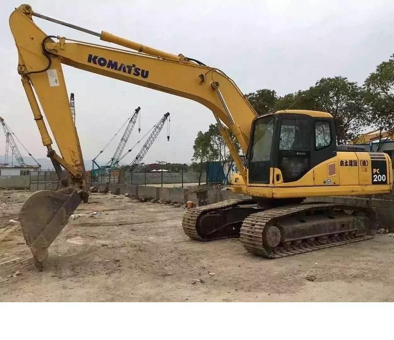 Komatsu pc200-7 Pásová rýpadla