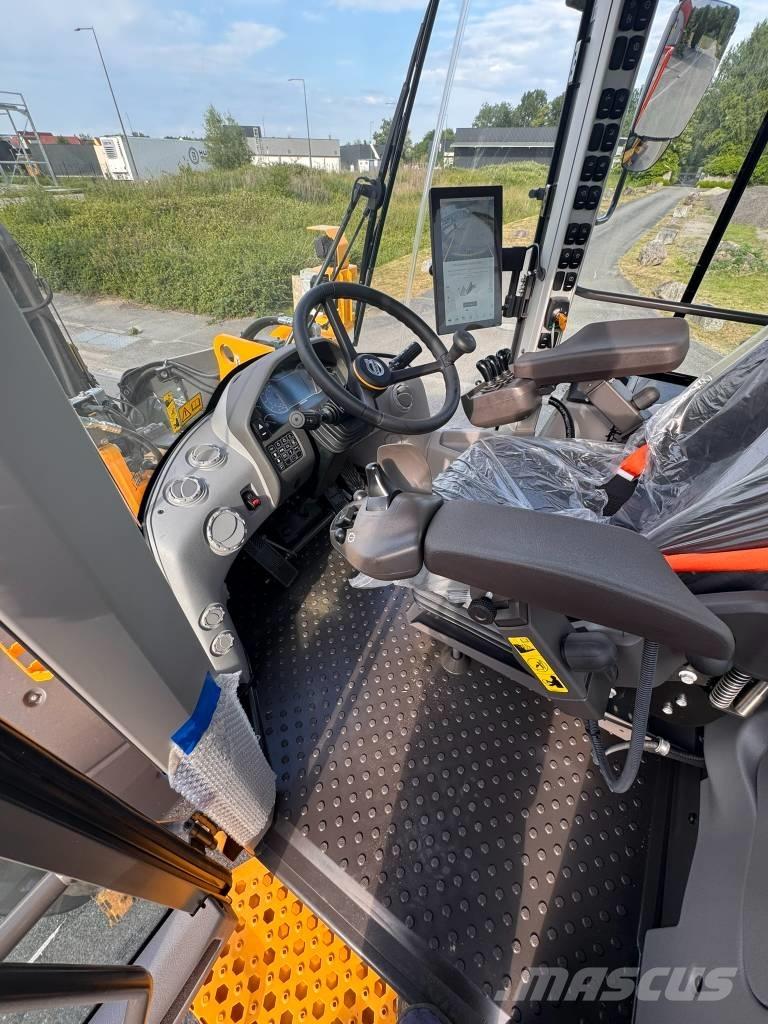 Volvo L 120 H2 Kolové nakladače