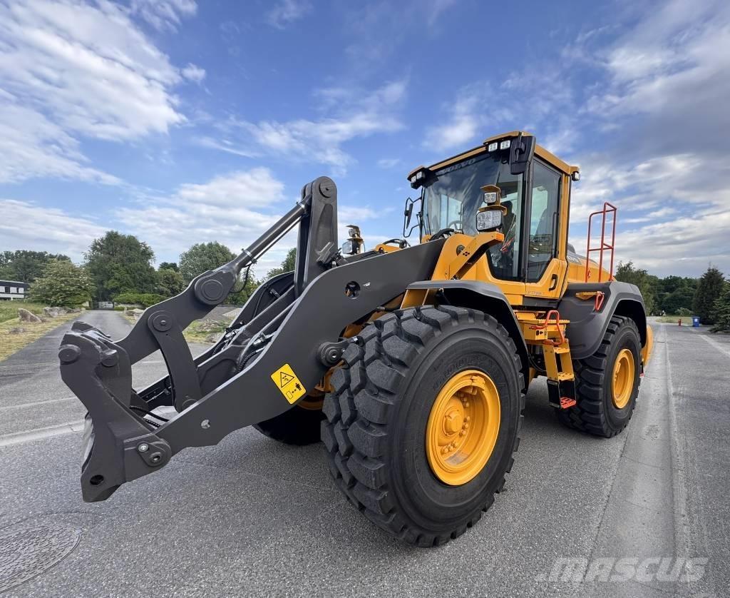 Volvo L 120 H2 Kolové nakladače