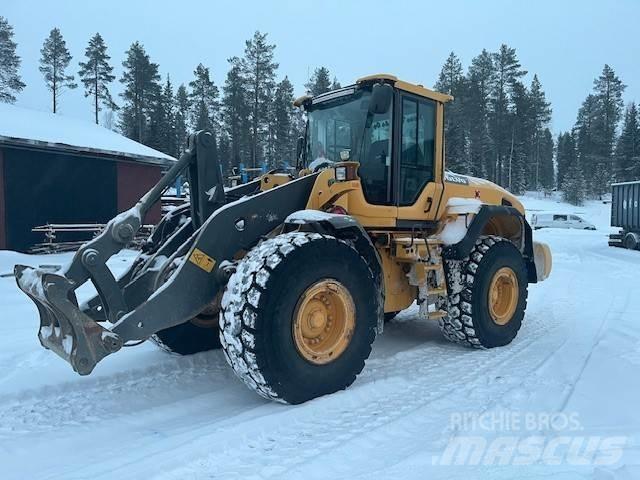 Volvo L120G Kolové nakladače