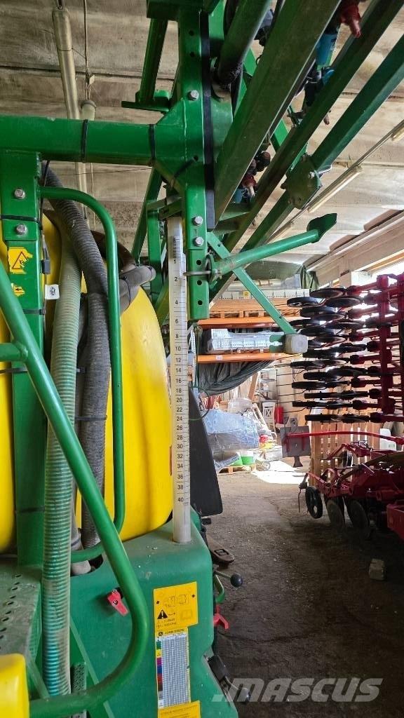 John Deere M 740 i Tažené postřikovače