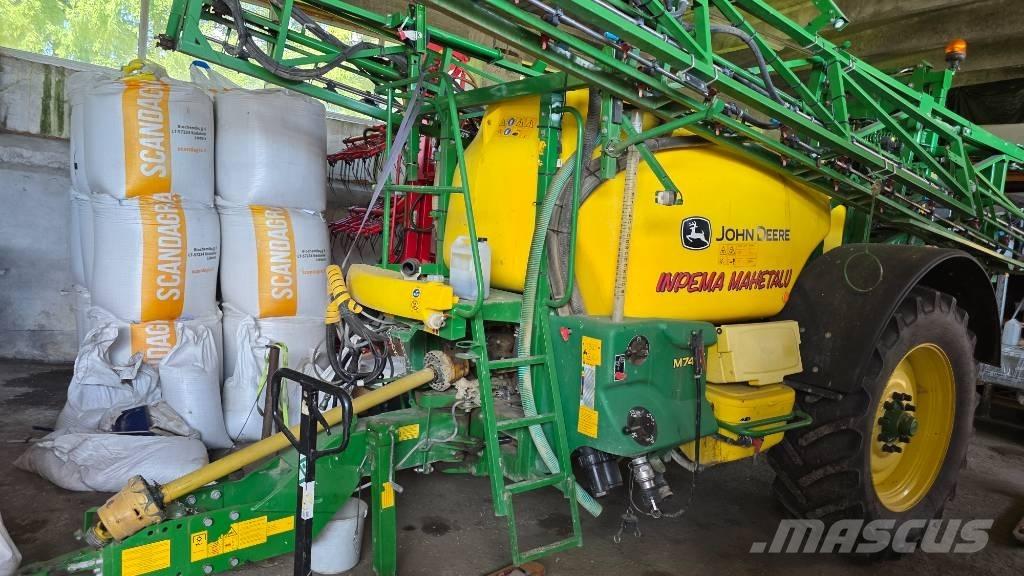 John Deere M 740 i Tažené postřikovače