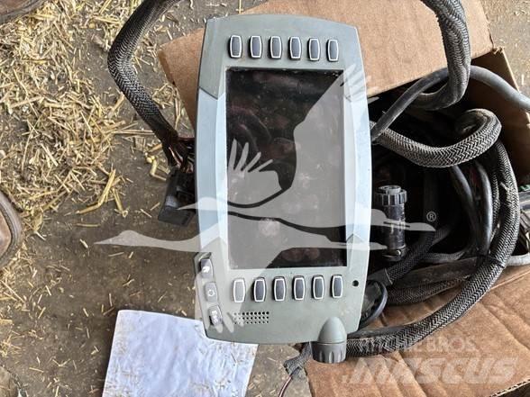 Agco 7430 Lis na hranaté balíky
