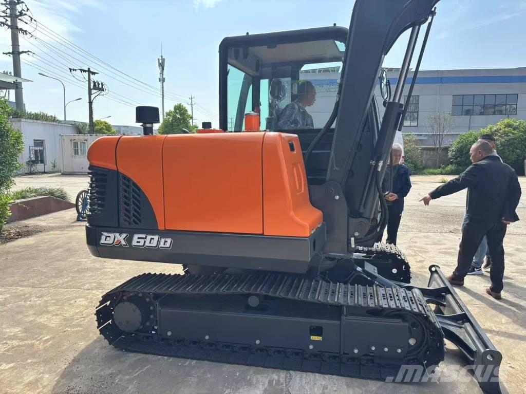 Doosan DX60 Pásová rýpadla