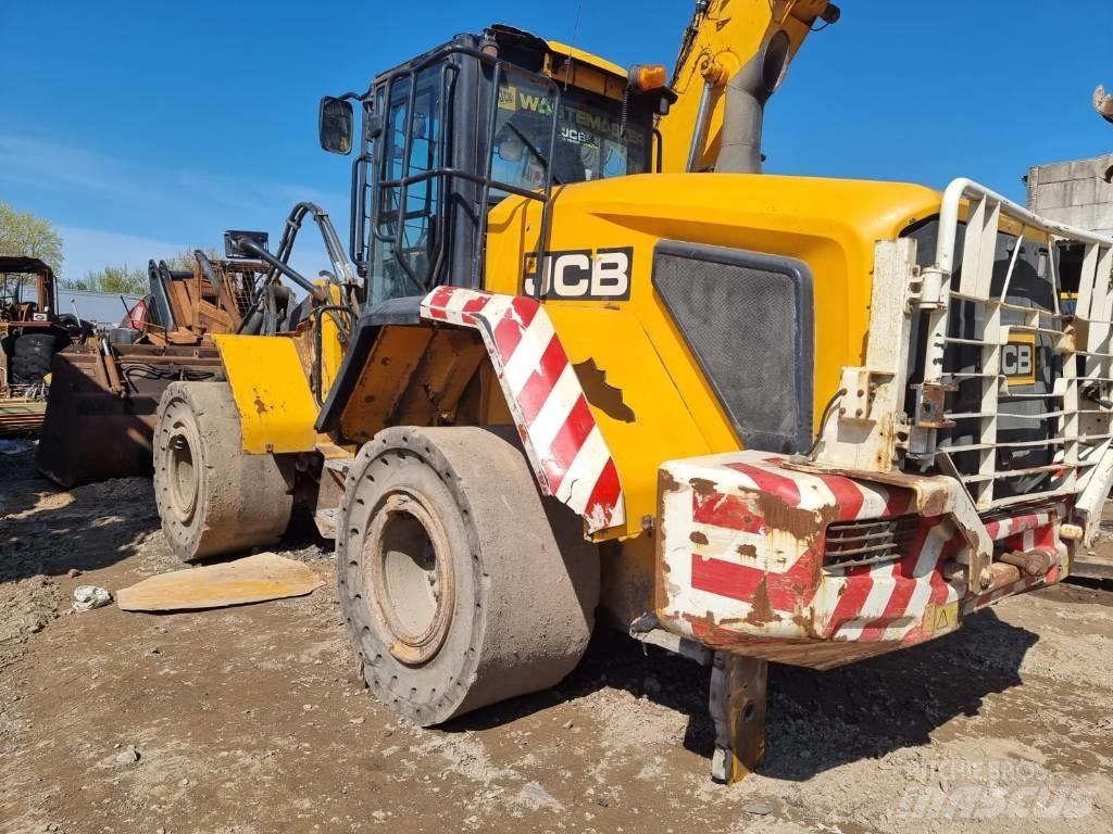 JCB 457 Kolové nakladače