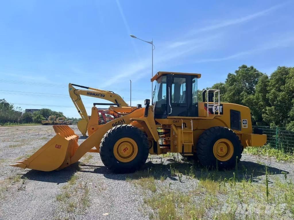 CAT 996h Pásová rýpadla