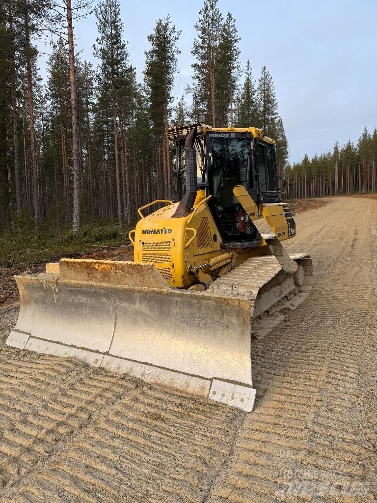 Komatsu D 37 PX-23 Pásové dozery