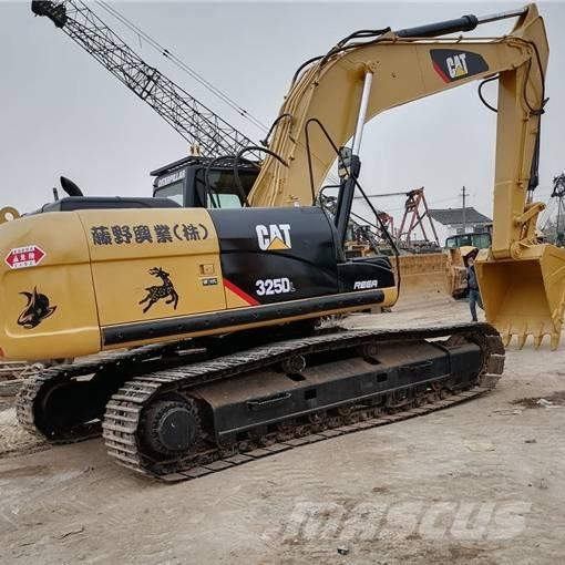 CAT 325DL Pásová rýpadla
