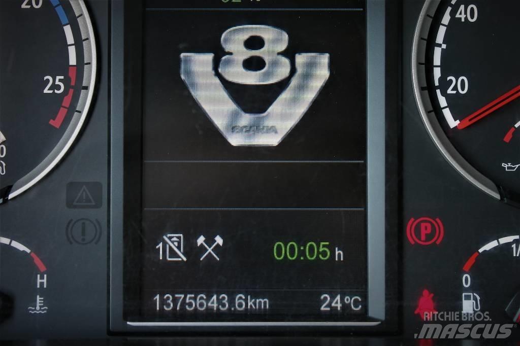 Scania R 560 Vozy na dřevní štěpku