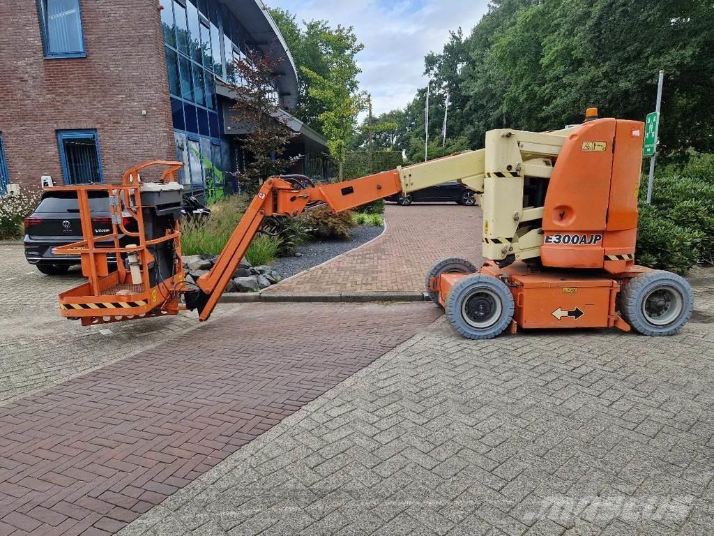 JLG E300AJP Kloubové plošiny
