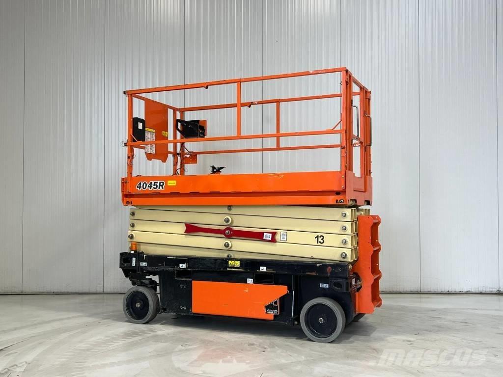 JLG 4045R Nůžková zvedací plošina