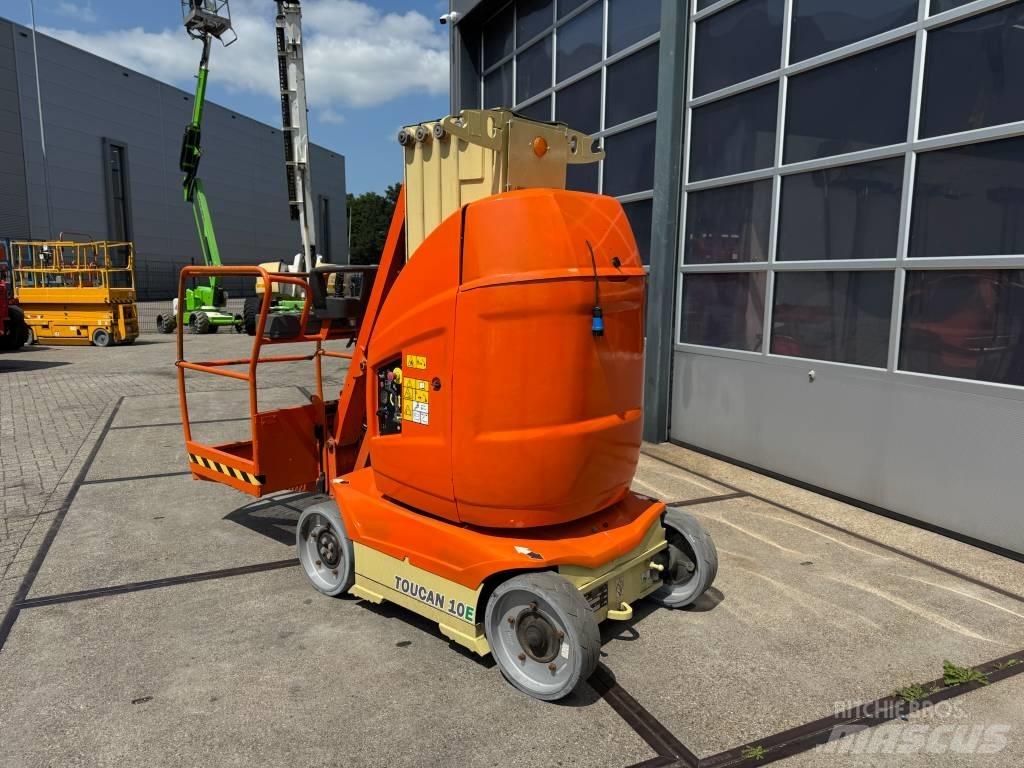 JLG Toucan 10 E Vertikální sloupové výtahy