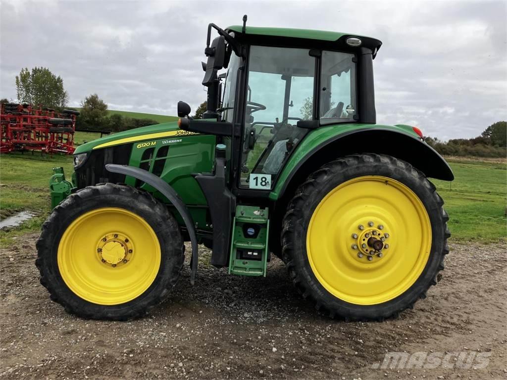 John Deere 6120M Traktory