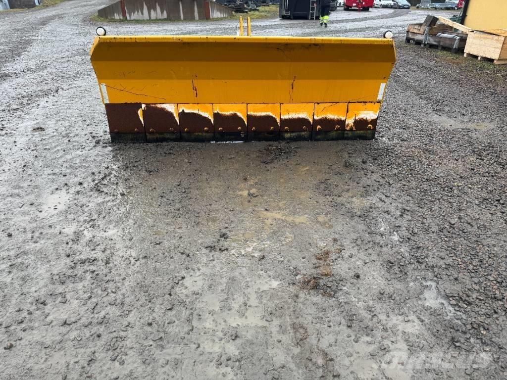 Snowline 2810 Sněžné pluhy, přední sněhové radlice