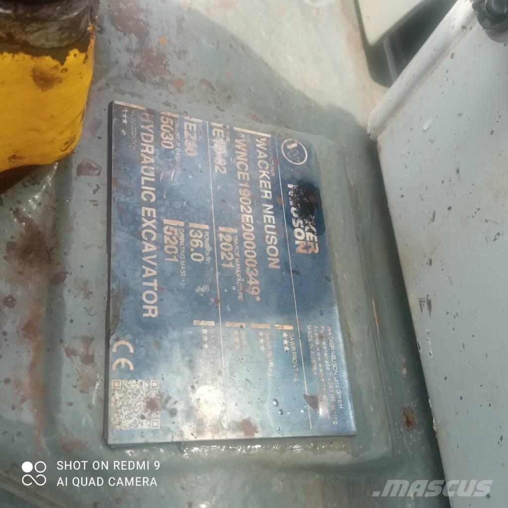 Wacker Neuson EZ 50 Pásová rýpadla