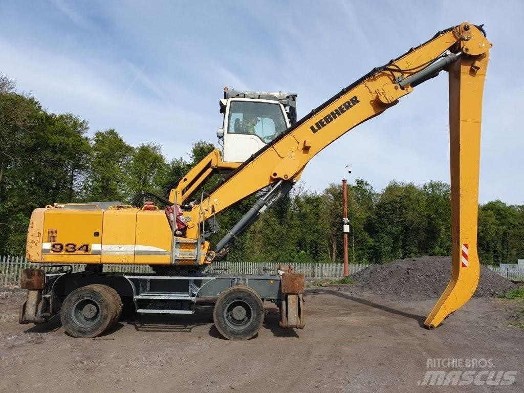 Liebherr A 934 C Stroje pro manipulaci s odpadem