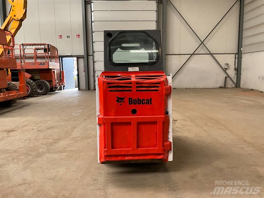 Bobcat S 70 Smykem řízené nakladače