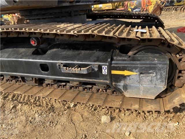 Hitachi ZX240 Pásová rýpadla