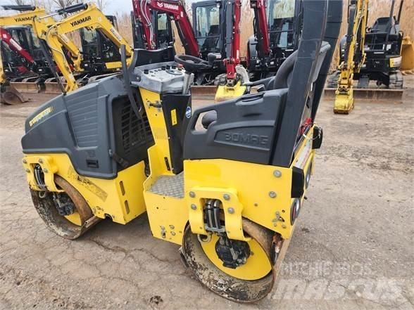Bomag BW90AD-5 Tahačové válce