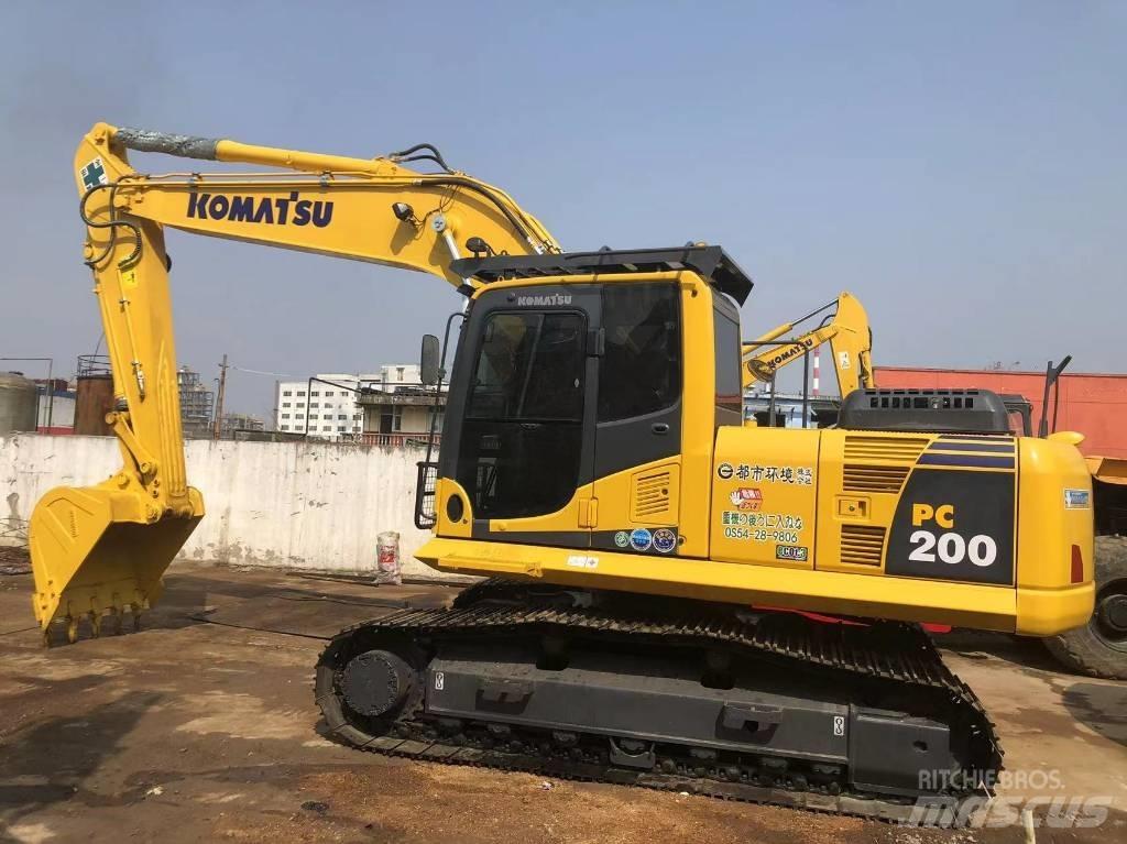 Komatsu PC200-8 Pásová rýpadla