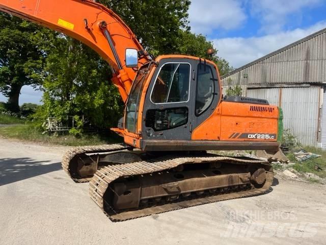 Doosan DX 225 LC Pásová rýpadla