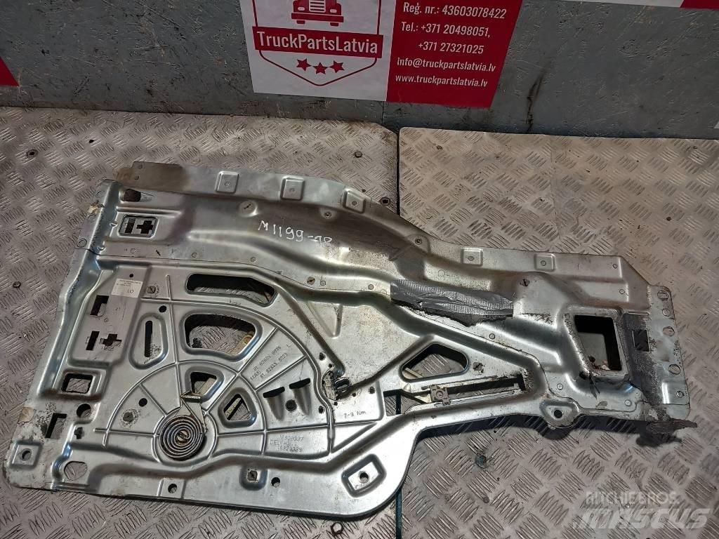 MAN TGM  81626456035 Kabiny a interiér