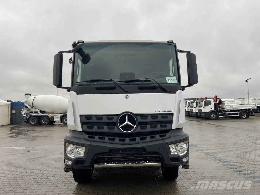 Mercedes-Benz 4143 Sklápěče