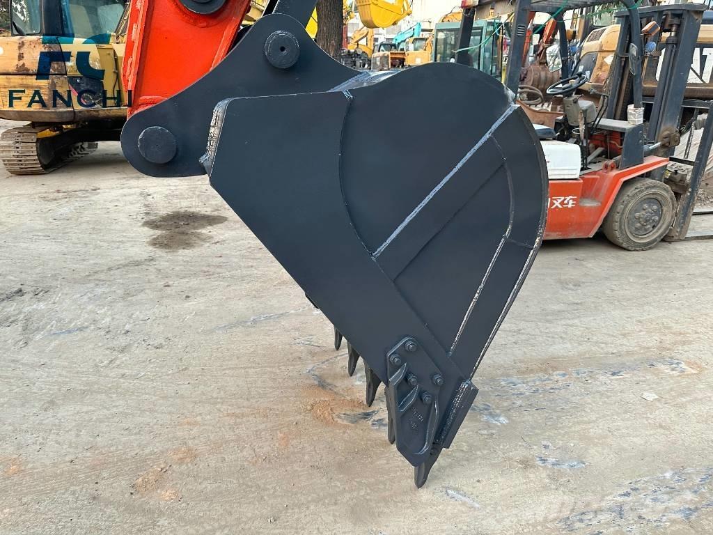 Doosan DX 225 LC Pásová rýpadla