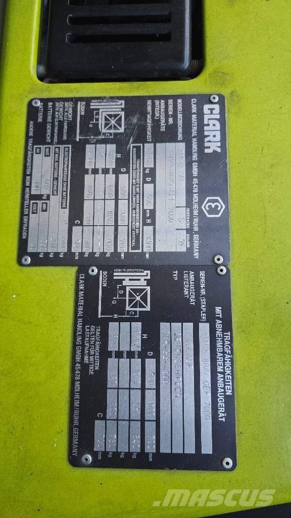 Clark TM 12 SN Akumulátorové vozíky