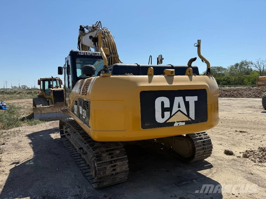 CAT 324 D Pásová rýpadla