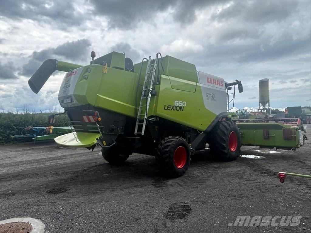 CLAAS Lexion 660 Sklízecí mlátičky