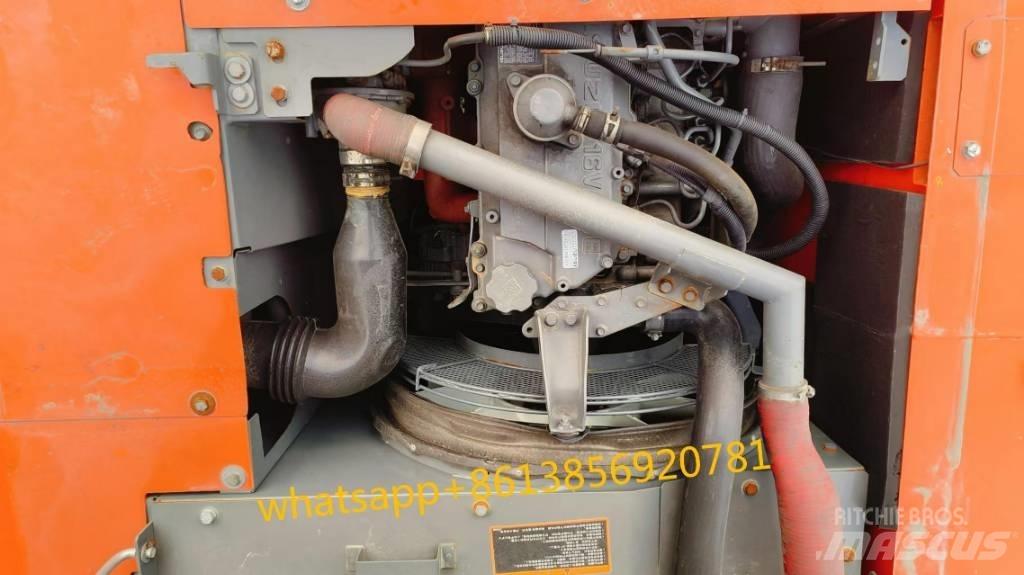 Hitachi ZX 200 Pásová rýpadla