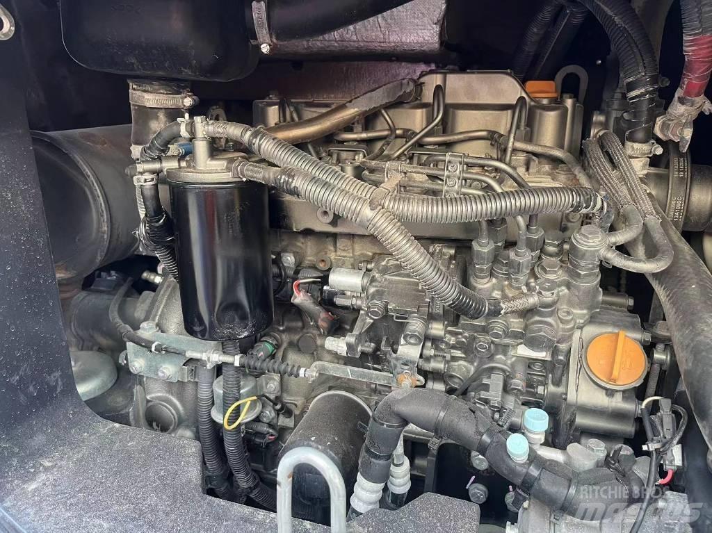 Hitachi ZX 55 USR Mini rýpadla < 7t