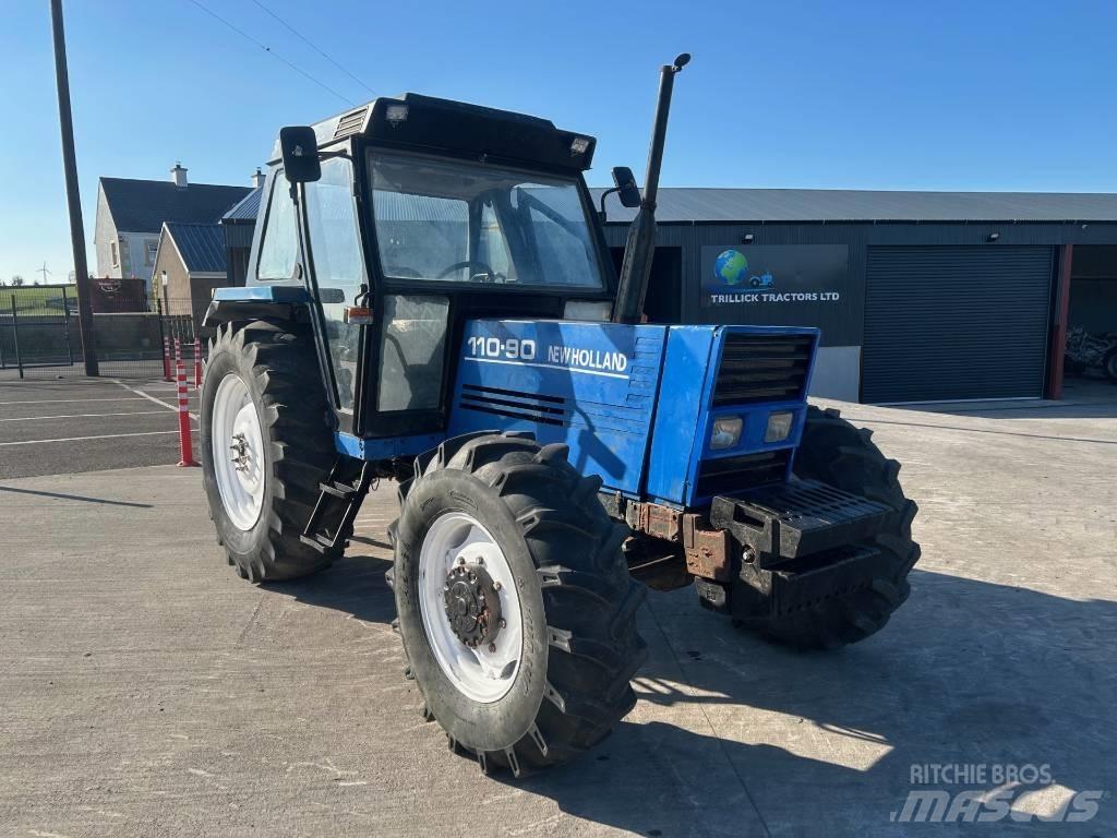 New Holland 110-90 Traktory