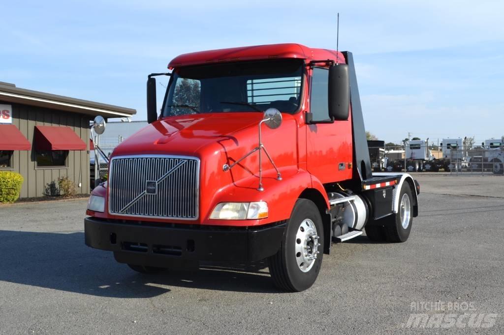 Volvo VNM 42 T200 Tahače