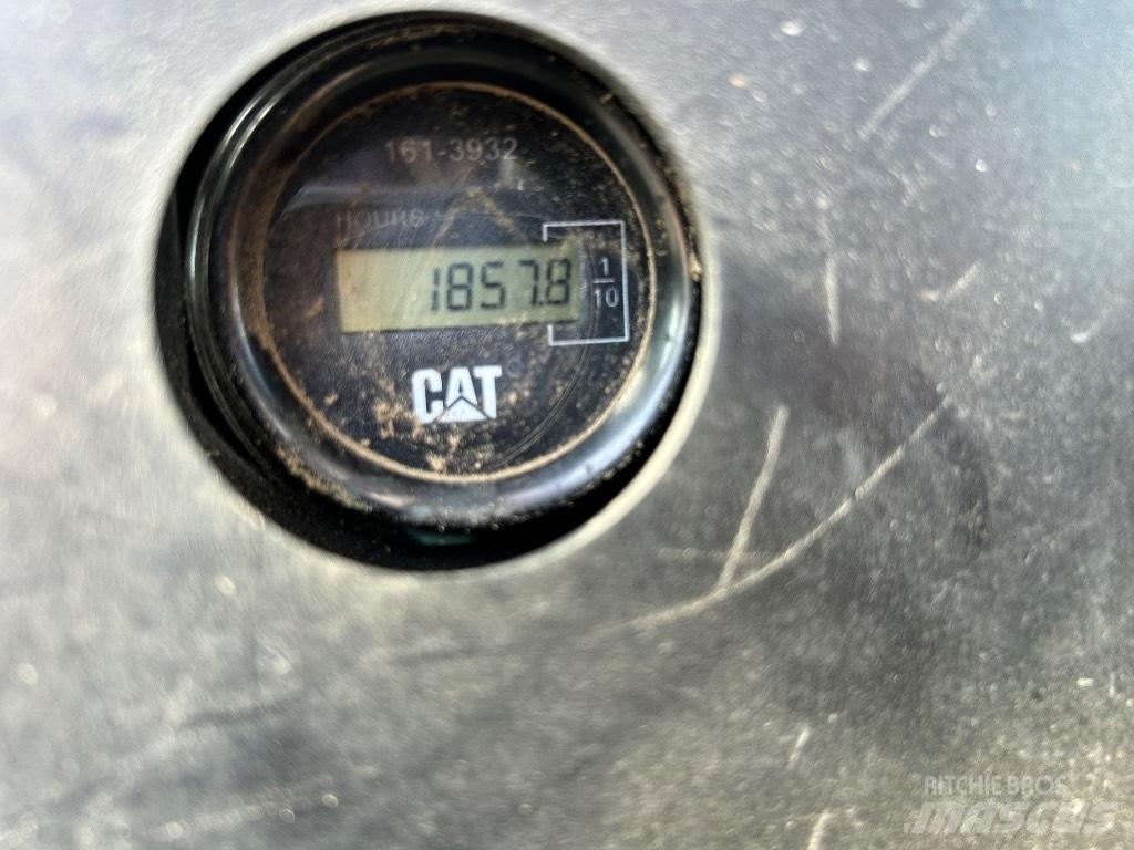CAT 303.5 C Mini rýpadla < 7t