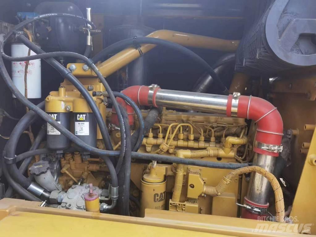 CAT 140 K Grejdry