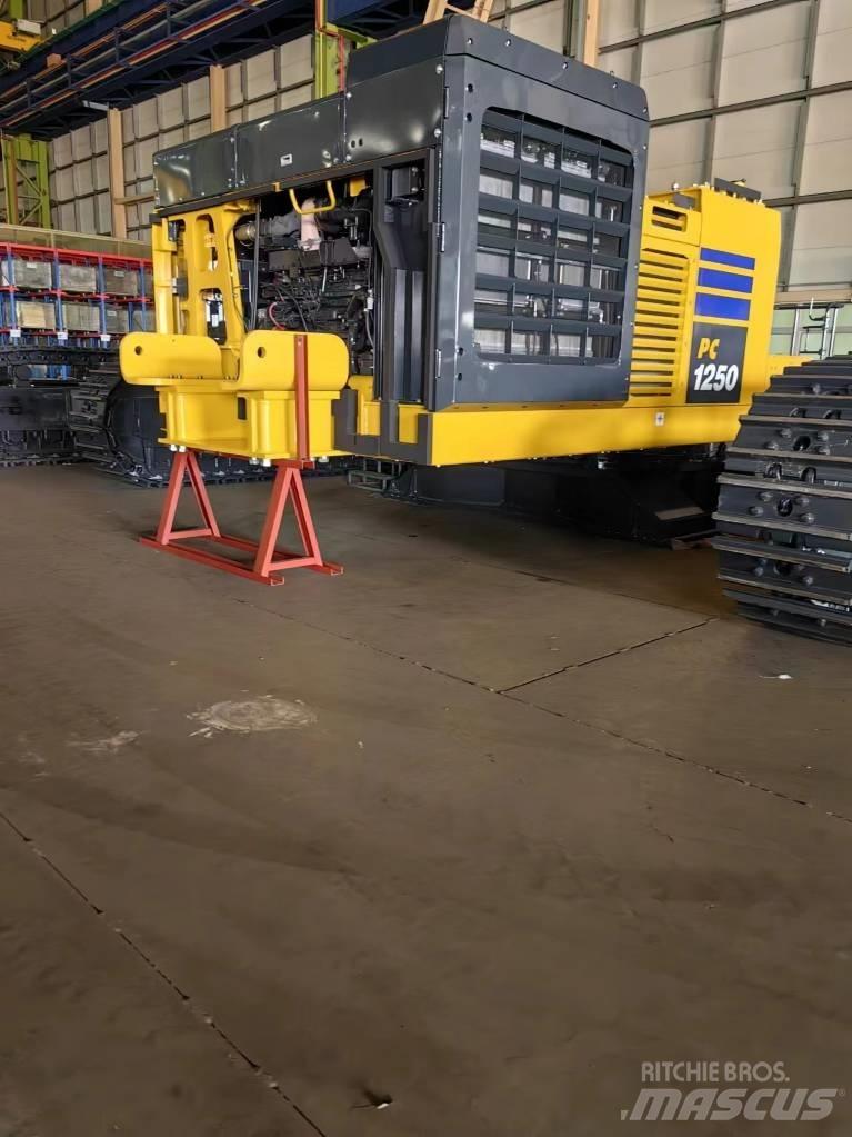 Komatsu 1250 Pásová rýpadla