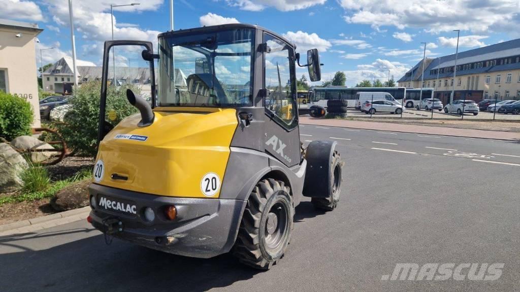 Mecalac AX 850 Kolové nakladače