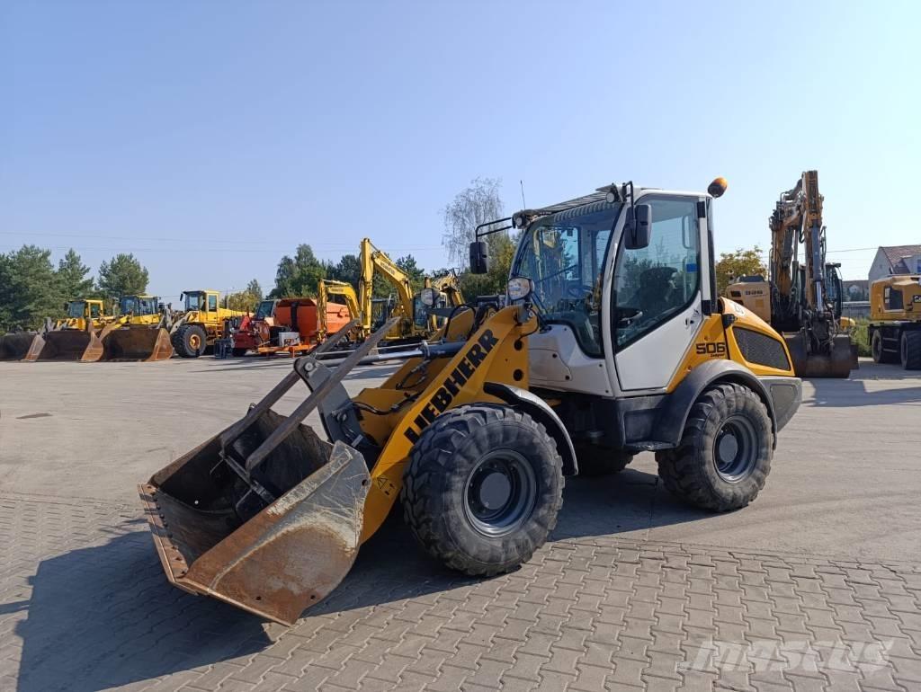 Liebherr L506C Kolové nakladače