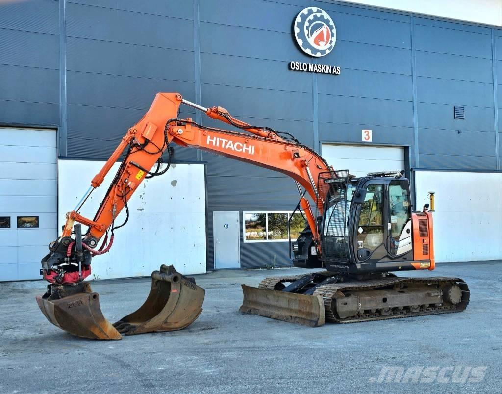 Hitachi ZX 135 US-6 Pásová rýpadla