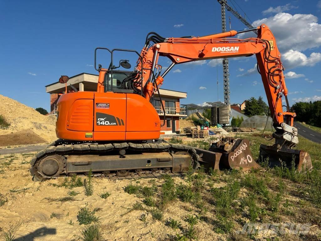 Doosan DX 140 LCR-3 Pásová rýpadla