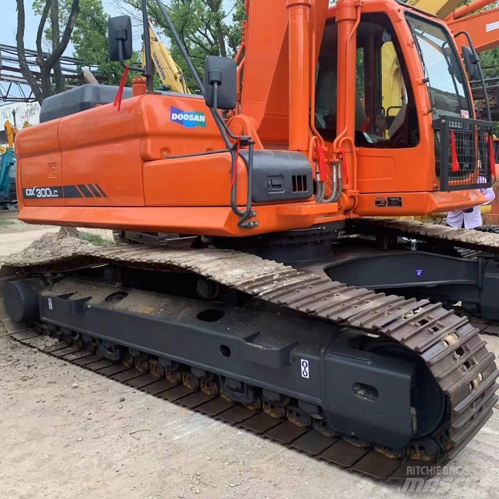Doosan dx300 Pásová rýpadla