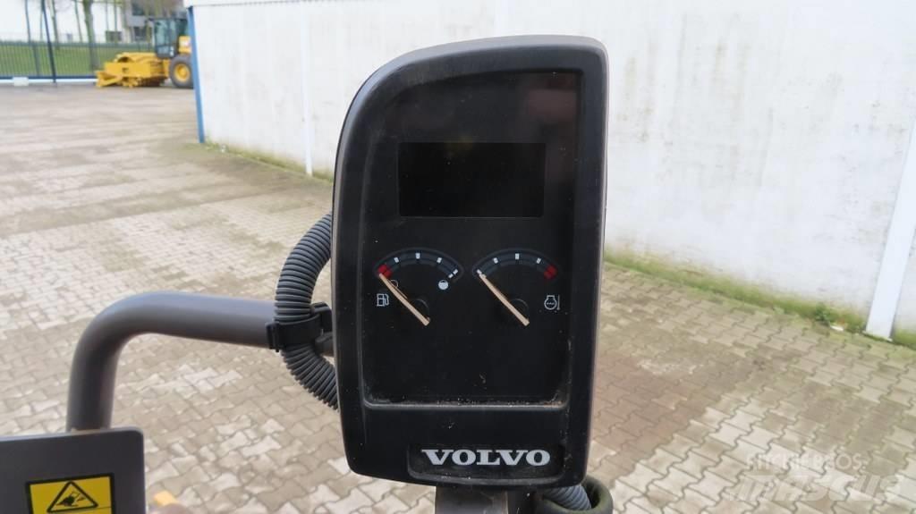 Volvo SD 45 B Tahačové válce