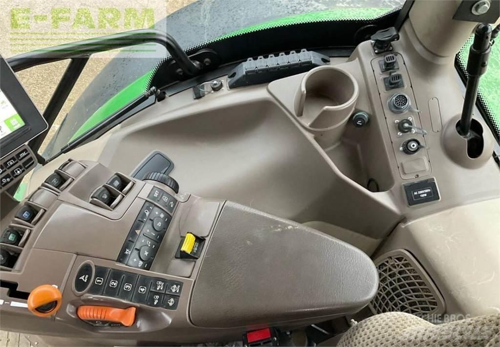 John Deere 6215r Traktory